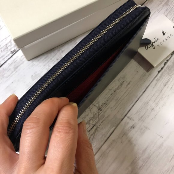 Brand NEW Agnes B Voyage leather wallet. - Picture 2 of 10